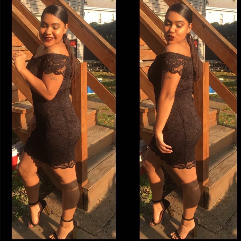 Fitted off the shoulders black dress